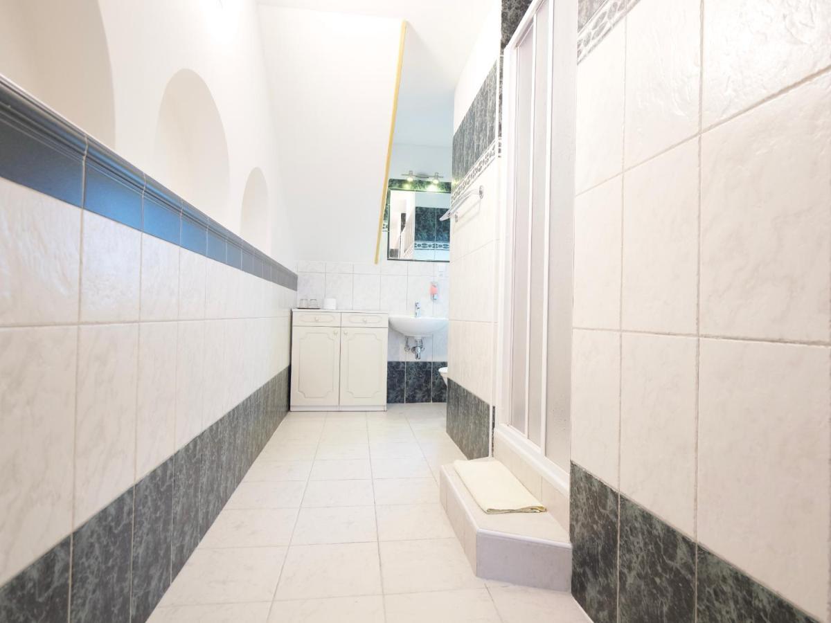 Zlaty Lev Hotel Svitavy Buitenkant foto